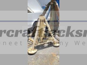 BOEING 757 JACKS